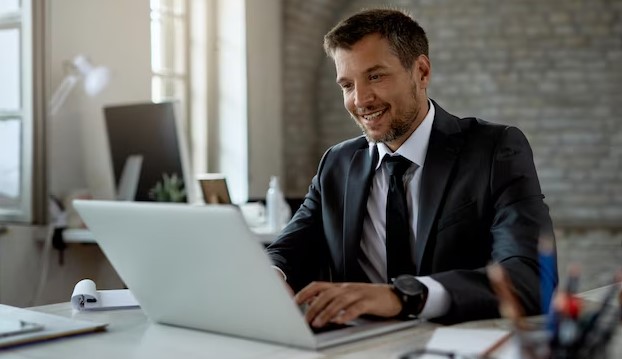 Laptop bisnis vs konsumen